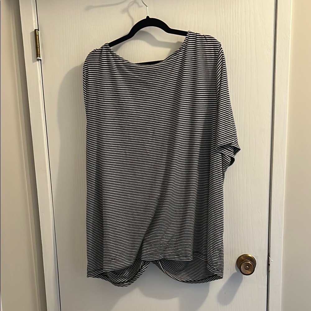 Penningtons Gray Ruched Blouse - Picture 2 of 3